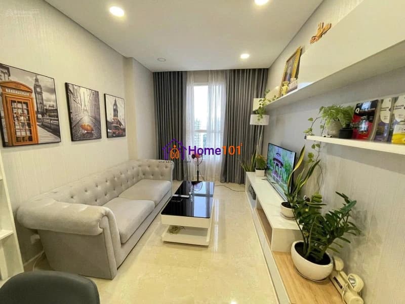 The Golden Star Quận 7