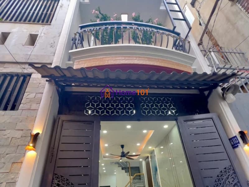 Fully Furnished 3-Bedroom Townhouse for Sale on Quang Trung Street, Go Vap District
